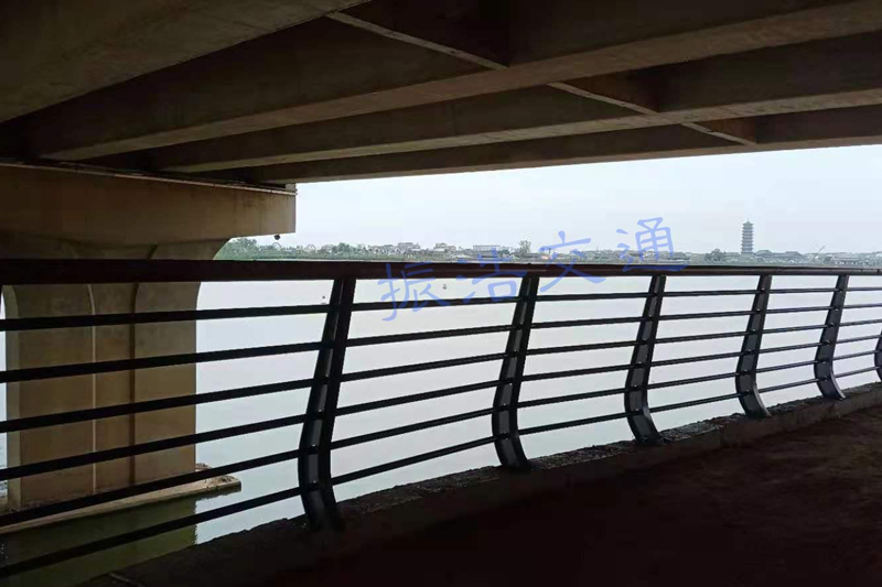 Guarda-corpo do rio